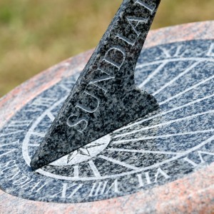 burlingham-memorial-solutions-products-sundial-bms0020-large
