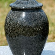 burlingham-memorial-solutions-products-urn-with-lid-2-black-large